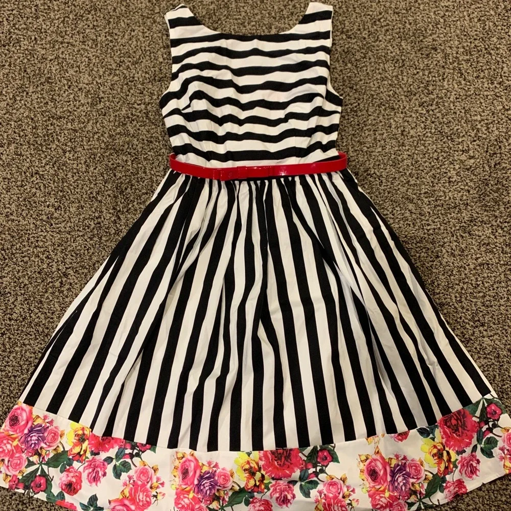 New ModCloth miss mix it belted dress! - Picture 3 of 7